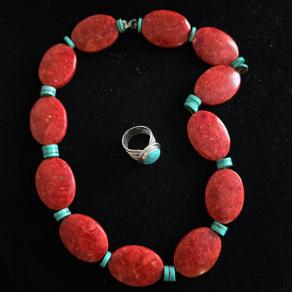 Vintage Turquoise and Graduated Sponge Coral 925 Beaded Necklace & Ring - Picture 3 of 15